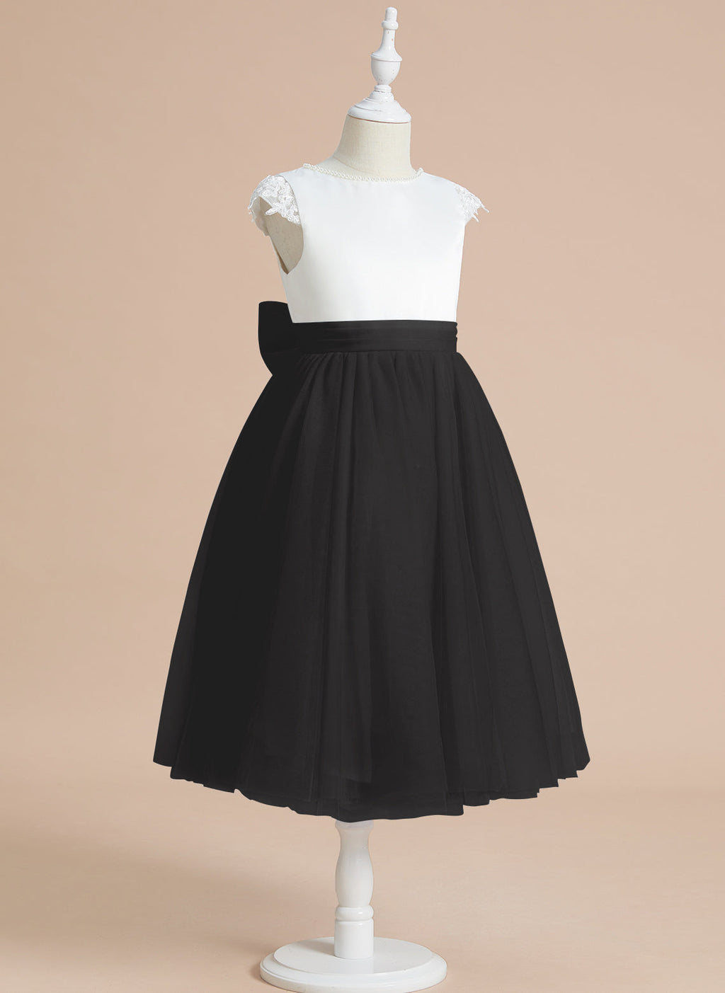 Vestido de niña de las flores para la Primera Comunión, corte en A, satén y tul, hasta la rodilla. 