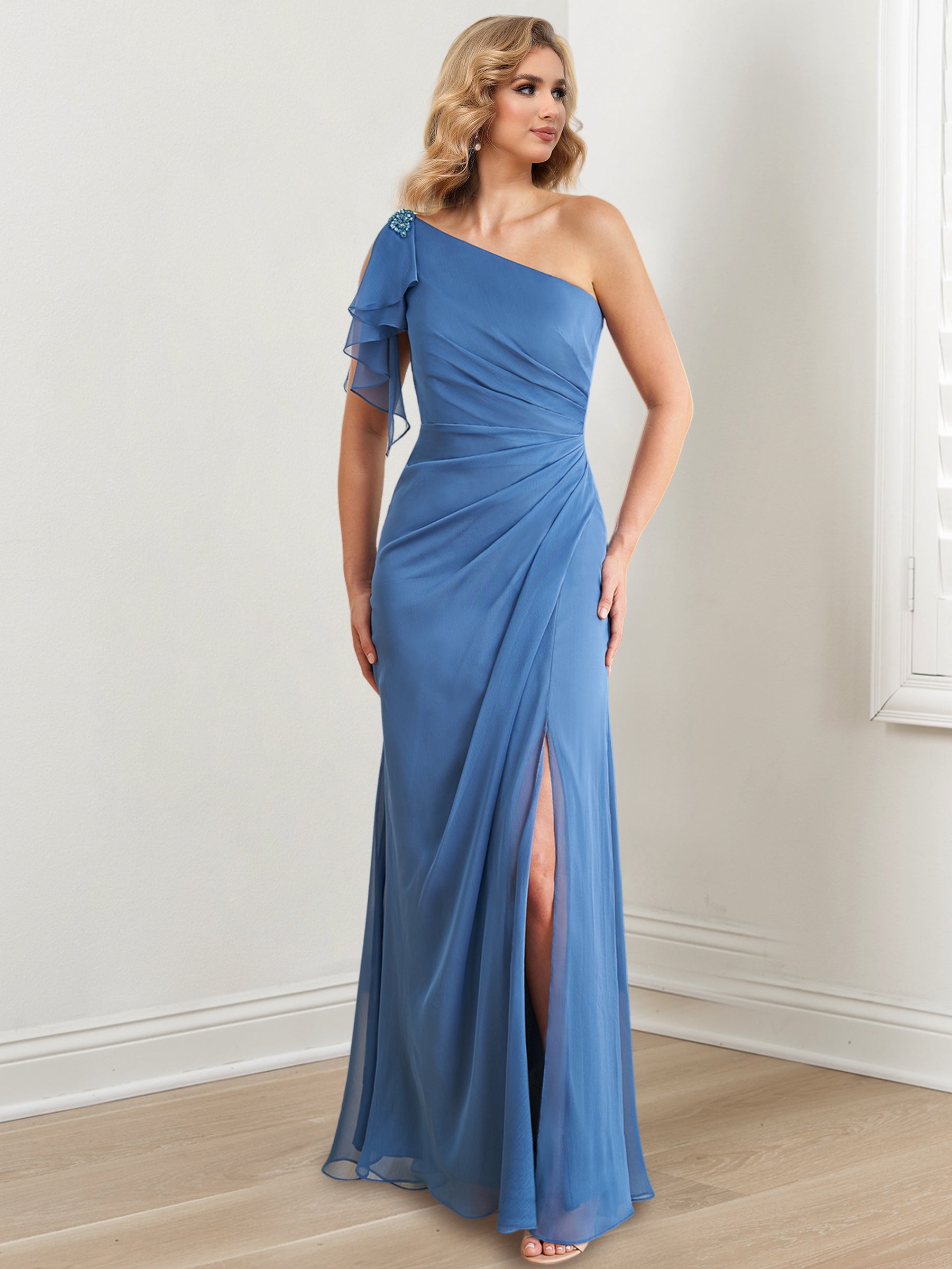 Vestidos de corte recto/columna con un solo hombro y largo hasta el suelo para la madre de la novia 