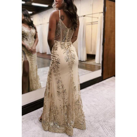 Robe de soirée à bretelles spaghetti et col en V avec appliques en dentelle et traîne fendue sur le côté 