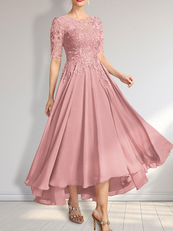 Robe de mère de la mariée asymétrique en mousseline de soie et dentelle, coupe trapèze, décolleté illusion, ornée de sequins 