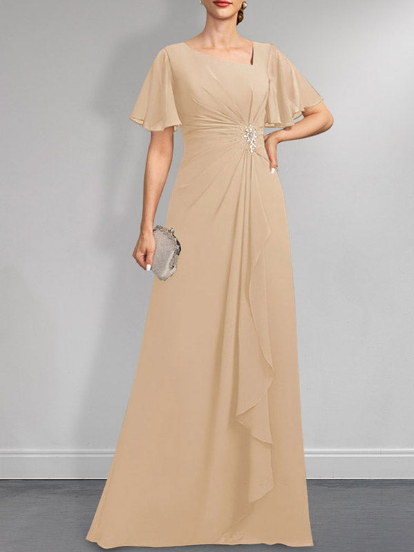 Robe de mariée asymétrique en mousseline de soie, coupe trapèze, longueur au sol, ornée de plis, de perles et de sequins, idéale pour la mère de la mariée.