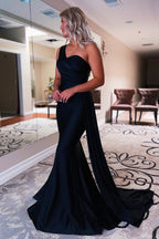 Vestido de sirena de un solo hombro para baile de graduación