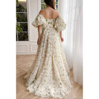 Vestido de noche largo de fiesta de tul fruncido sin tirantes y escote en forma de A