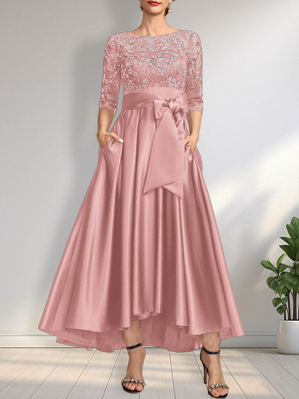 Vestido de madrina de la novia, corte asimétrico, escote ilusión, satén y encaje, con lazo.