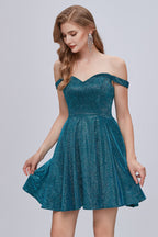 Vestidos cortos de fiesta con escote corazón y hombros descubiertos, corte en A y cordones.