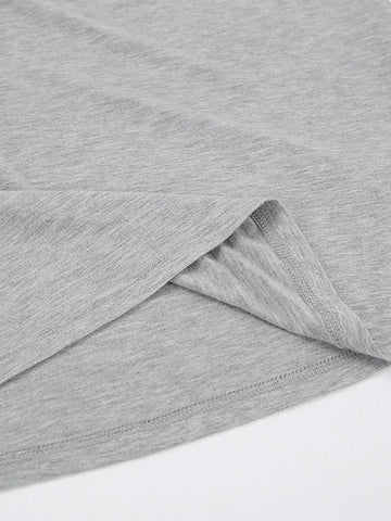 Vestidos largos de noche ajustados, plisados, de color liso, con abertura en la entrepierna y hombros descubiertos. 