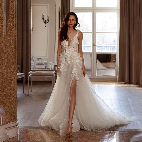 Sexy Backless Wedding Dresses For Woman V Neck Appliques Bridal Gowns Bohemian Princess Customize Tulle Vestidos