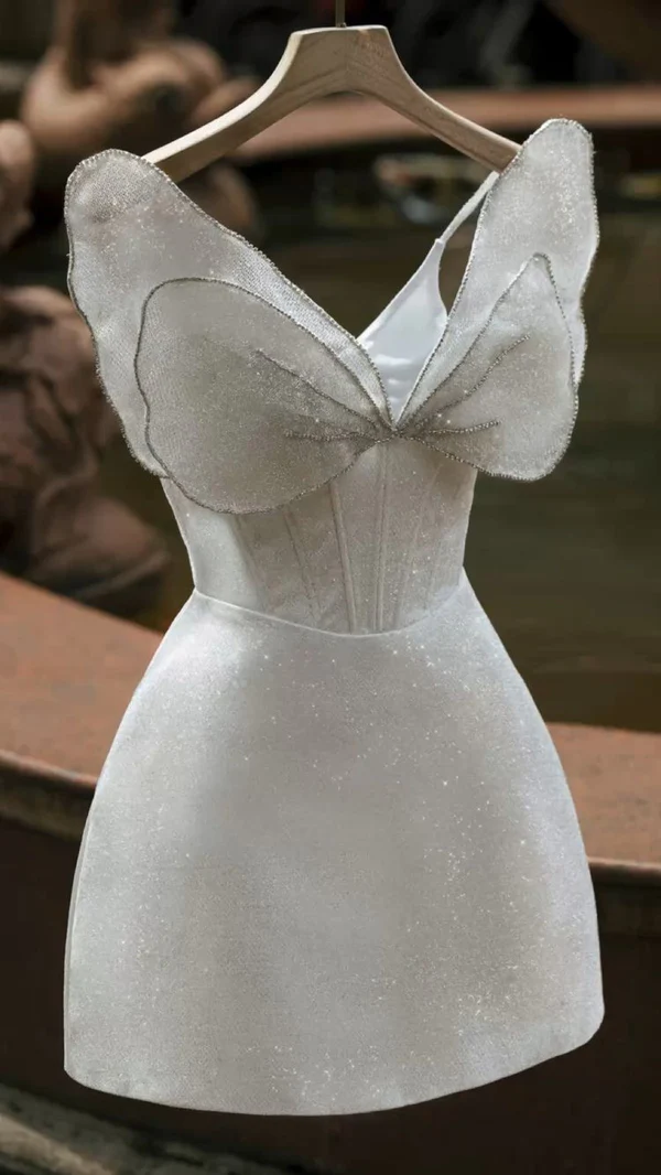 Vestido de fiesta único, estilo princesa, sin tirantes, corto, para baile de graduación Y2900