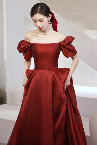 Robe de bal longue en satin bordeaux, coupe trapèze, manches courtes, Y1170