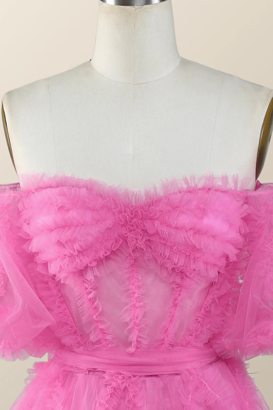 Robe de bal courte trapèze rose fuchsia à épaules dénudées et volants Y2783