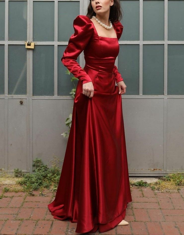 Elegante vestido de noche formal color burdeos con mangas largas Y4727