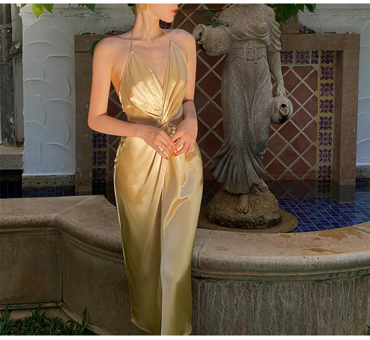 Vestido de fiesta sexy con escote halter en V, color oro champán, ideal para graduación o eventos especiales (Y8211)