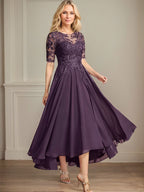Robe de mère de la mariée asymétrique en mousseline de soie et dentelle, coupe trapèze, décolleté illusion, ornée de sequins 