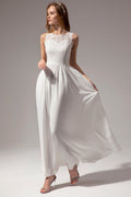 Robe de bal longue blanche trapèze à décolleté cœur et dentelle