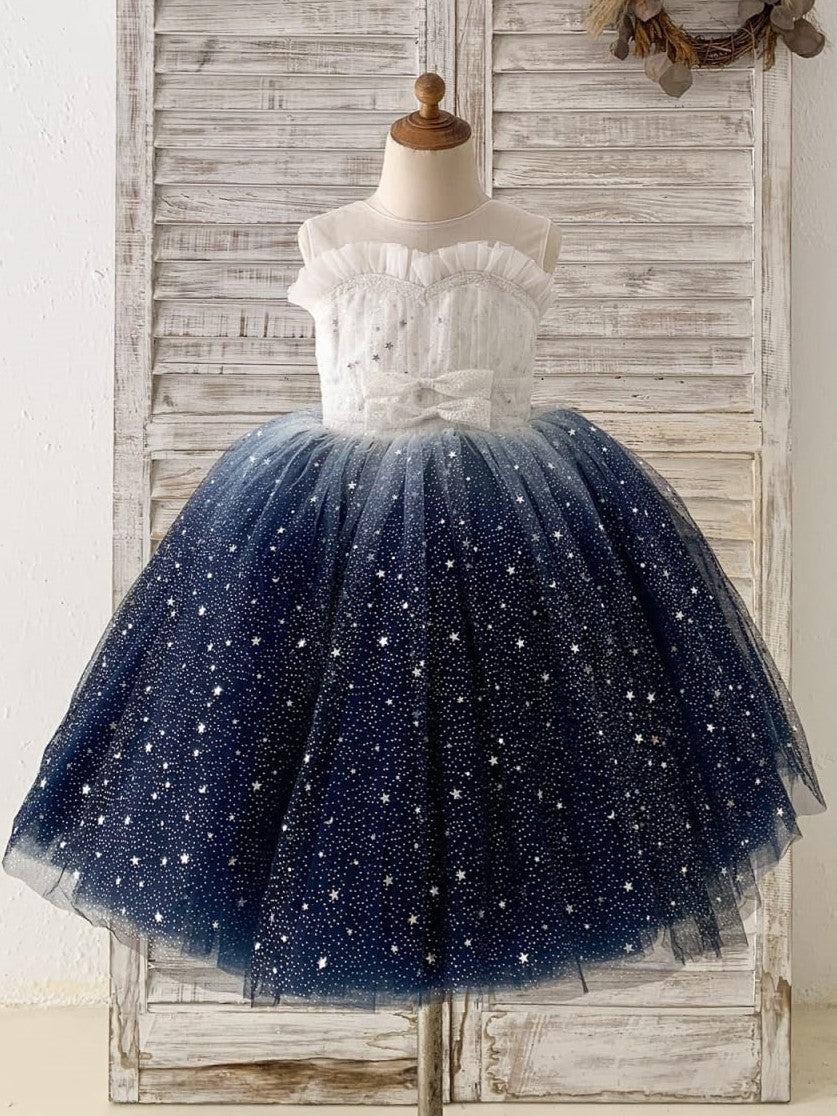 Impresionante vestido de niña azul degradado de tul hasta la rodilla 