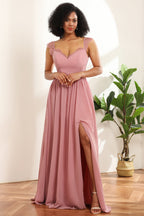 Robe de demoiselle d'honneur longue en mousseline rose poudré avec dentelle