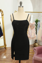 Robe de bal courte moulante à lacets et sequins