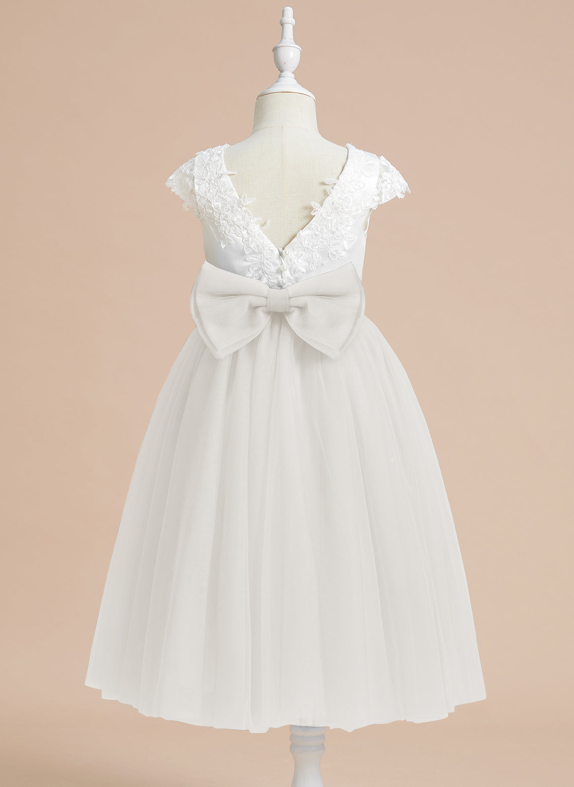 Vestido de niña de las flores para la Primera Comunión, corte en A, satén y tul, hasta la rodilla. 