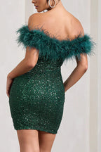 Robe moulante mini à sequins et plumes « It's Show Biz » 
