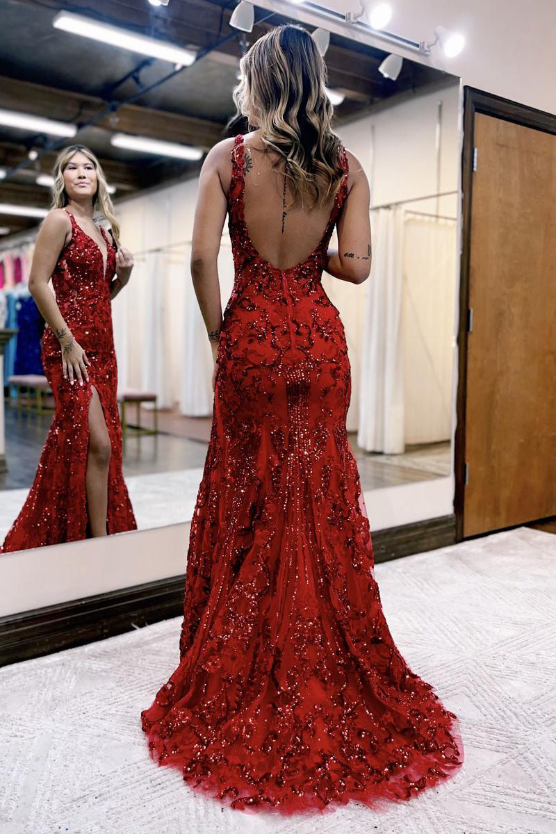 Vestido de fiesta de sirena con escote en V, lentejuelas, encaje y abertura.