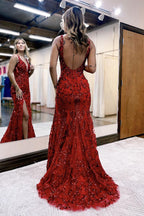 Vestido de fiesta de sirena con escote en V, lentejuelas, encaje y abertura.