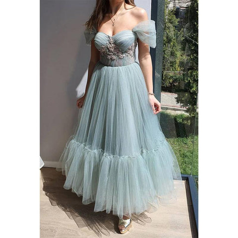Vestido de fiesta vintage con apliques únicos y hombros descubiertos 