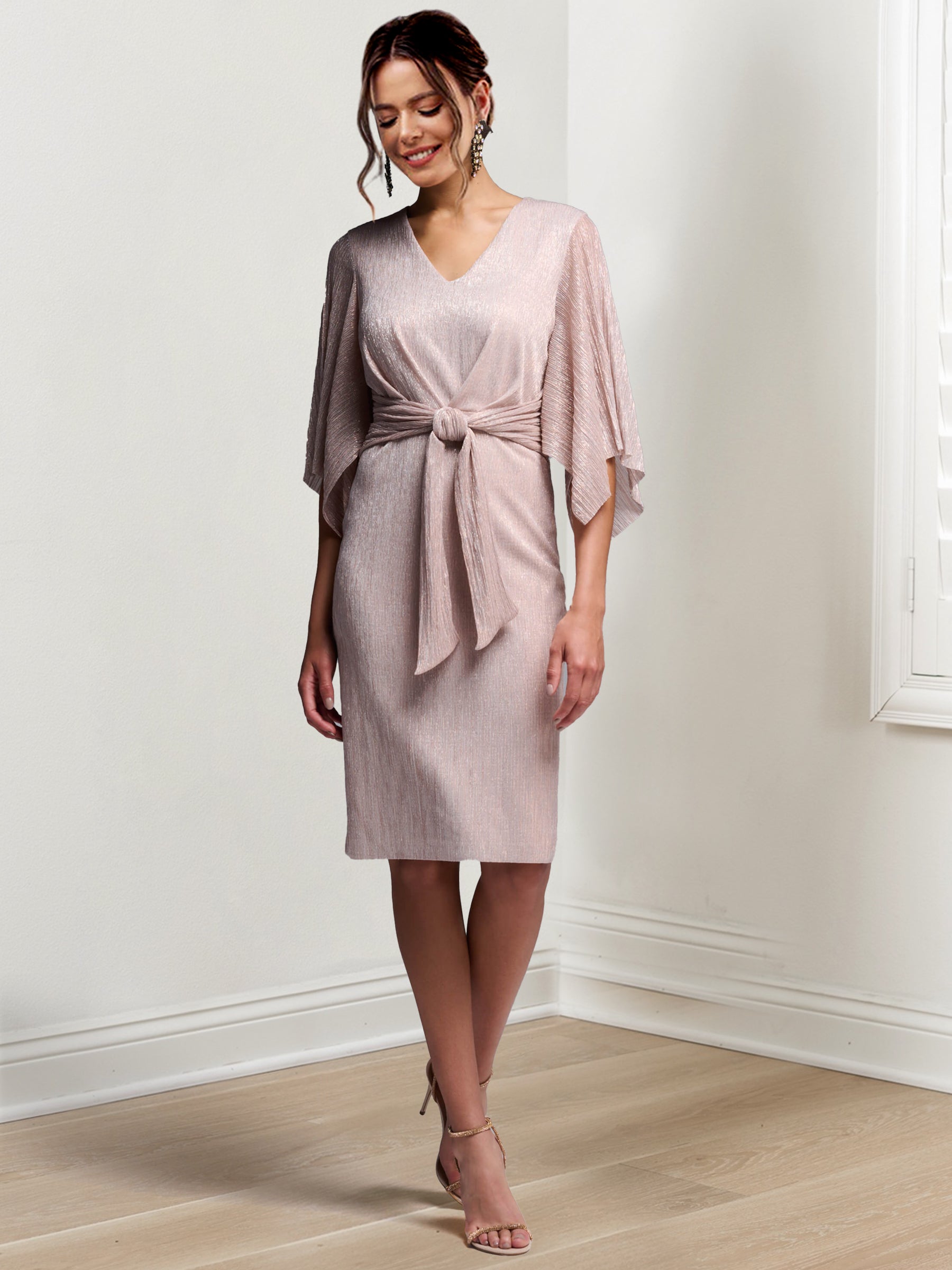 Vestidos de corte recto/columna con escote en V y largo hasta la rodilla para la madre de la novia 