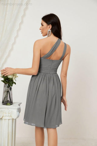 Vestido corto de gasa con un solo hombro para dama de honor de mujer Baoleely, ideal para fiestas y eventos formales como el baile de bienvenida (modelo 2804).