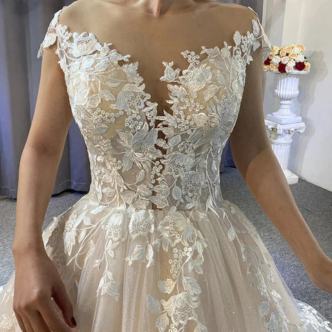 Nouvelles robes de mariée magnifiques pour femmes, élégantes robes de mariée trapèze à épaules dénudées, ornées d'appliqués de dentelle, sans manches, robe de soirée formelle.
