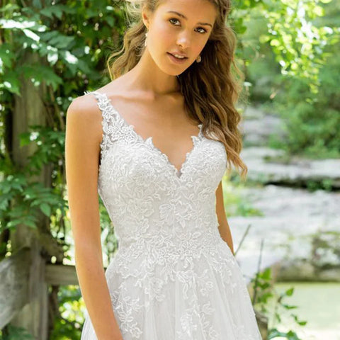 Vestido De Noiva A-Line V Neck Wedding Dress Top Lace Appliques Bridal Dress Custom Made Wedding Gown Sweep Train