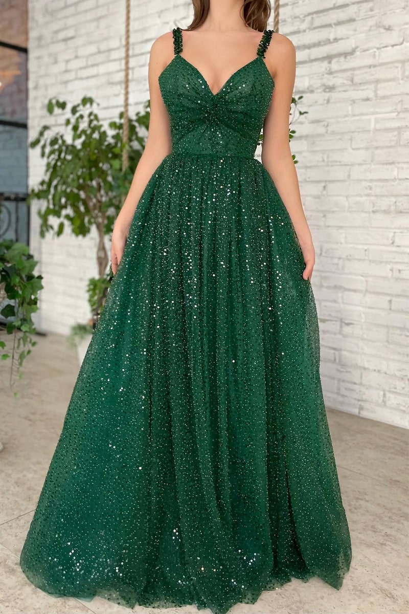 Vestido de fiesta largo de tul brillante con escote en V, corte en A, lentejuelas y pedrería.