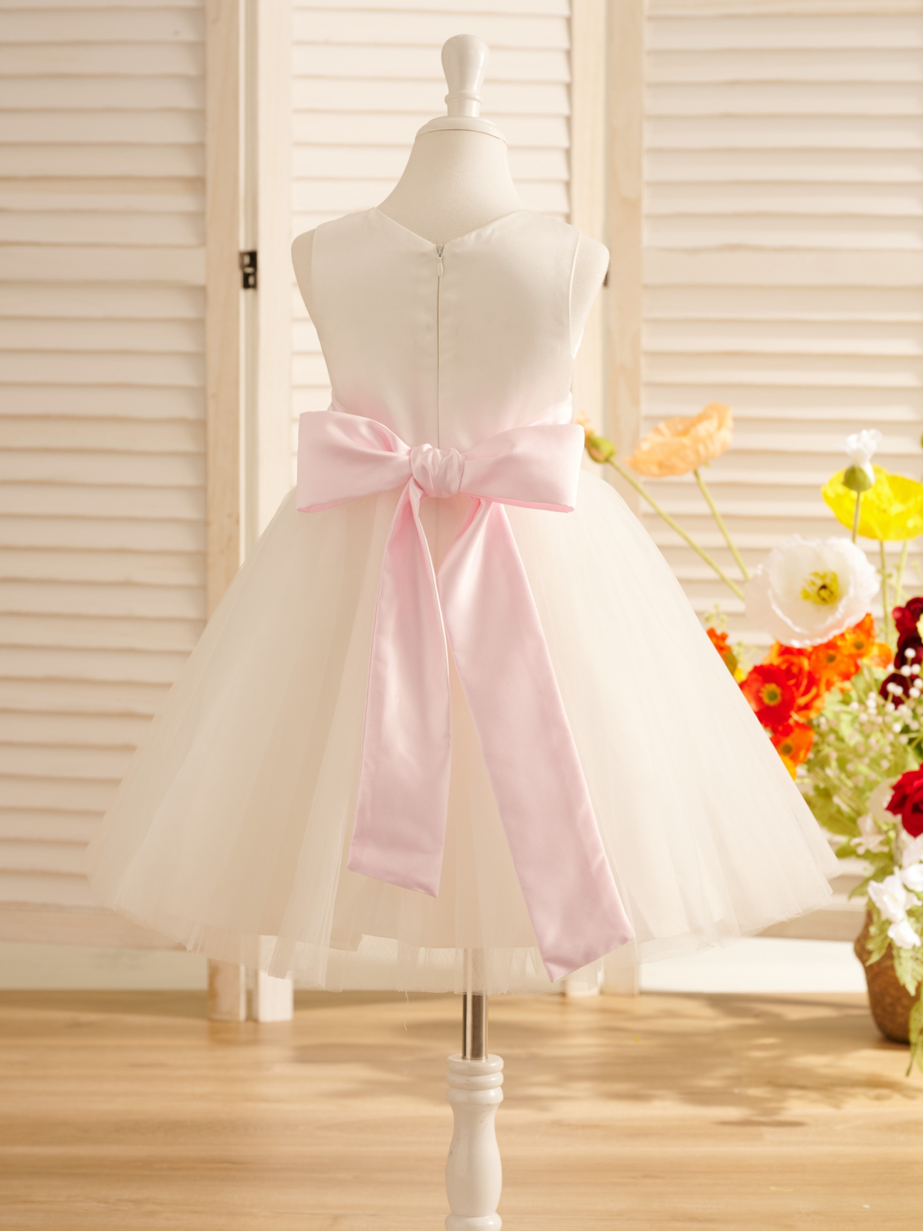 Vestido de niña de las flores de corte A, de satén y tul, hasta la rodilla 