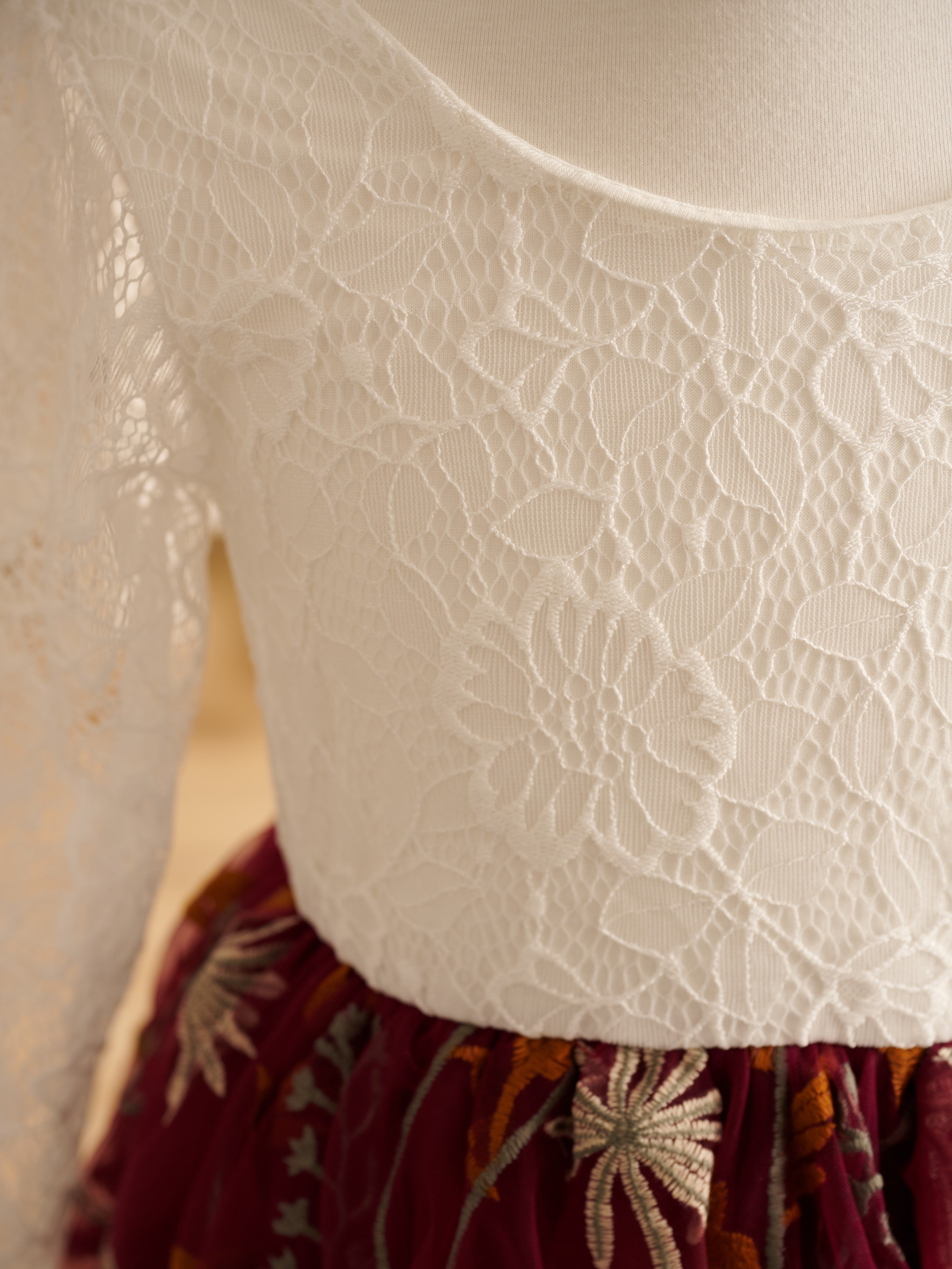 Vestido largo de tul estilo boho campestre para niña de las flores 