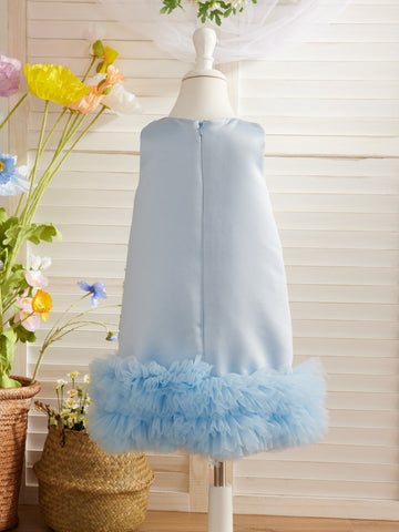 Vestido de cumpleaños de satén con lentejuelas hasta la rodilla 