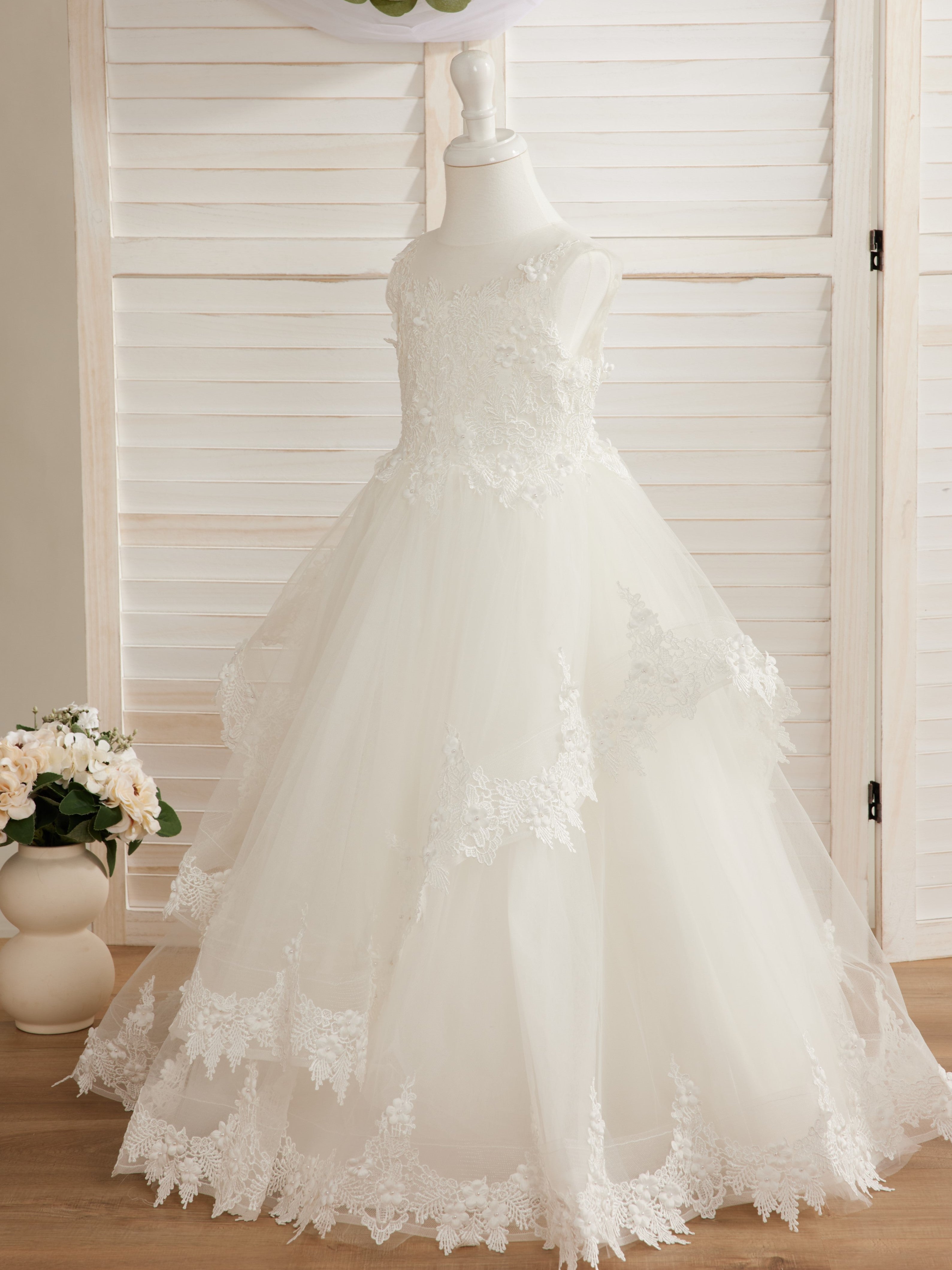 Vestido de princesa sin mangas de tul con apliques de encaje y cola corta para niñas 