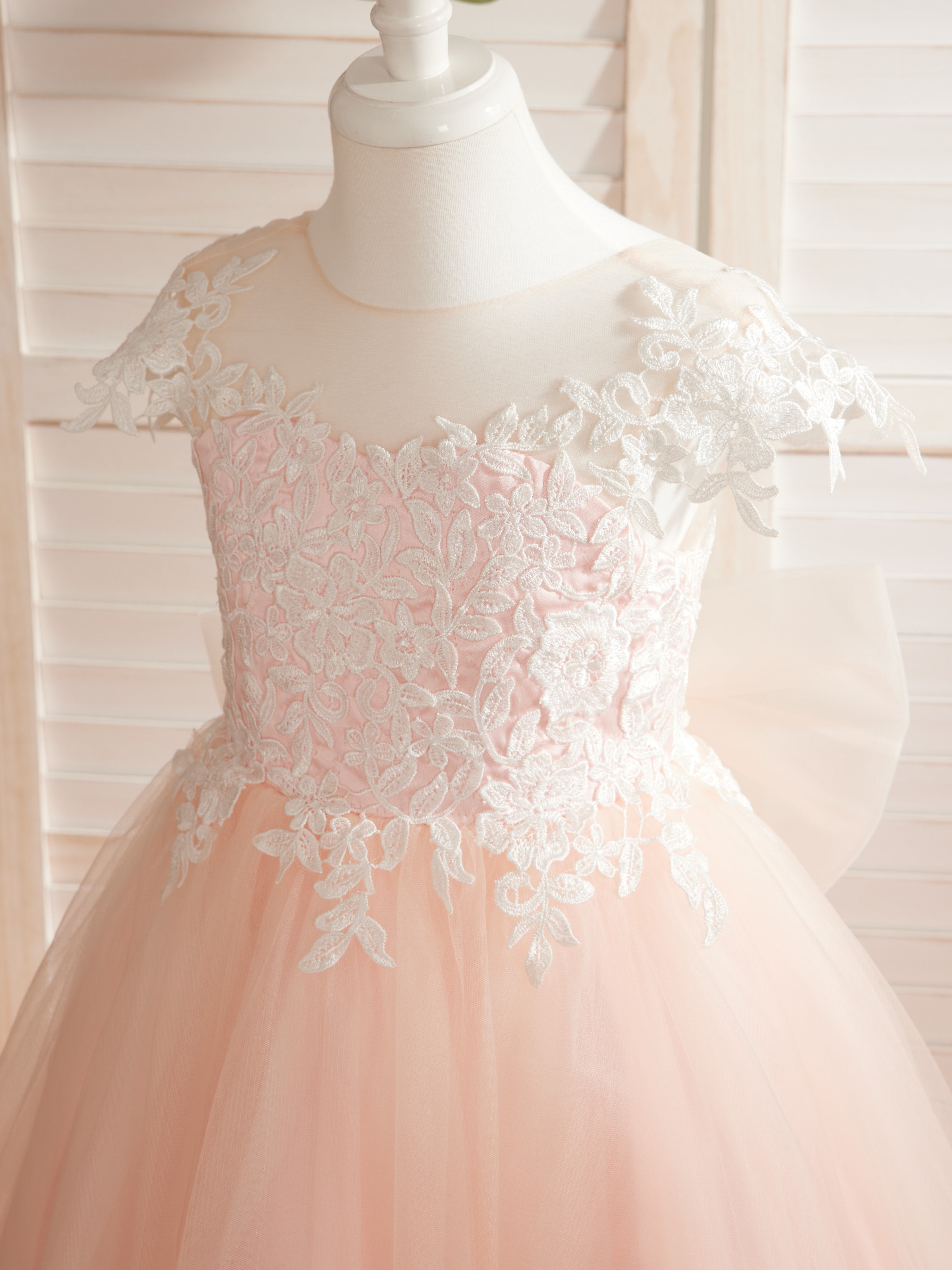 Vestido de niña de las flores para la Primera Comunión, color marfil, con cola desmontable estilo princesa. 
