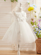 Robe de demoiselle d'honneur sans manches en tulle arrivant aux genoux 