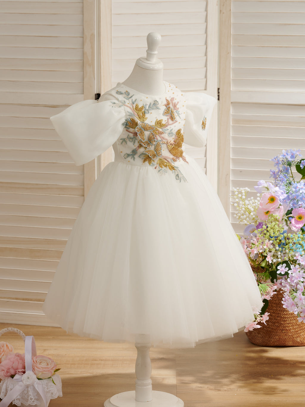 Robe de demoiselle d'honneur mi-longue en tulle organza 