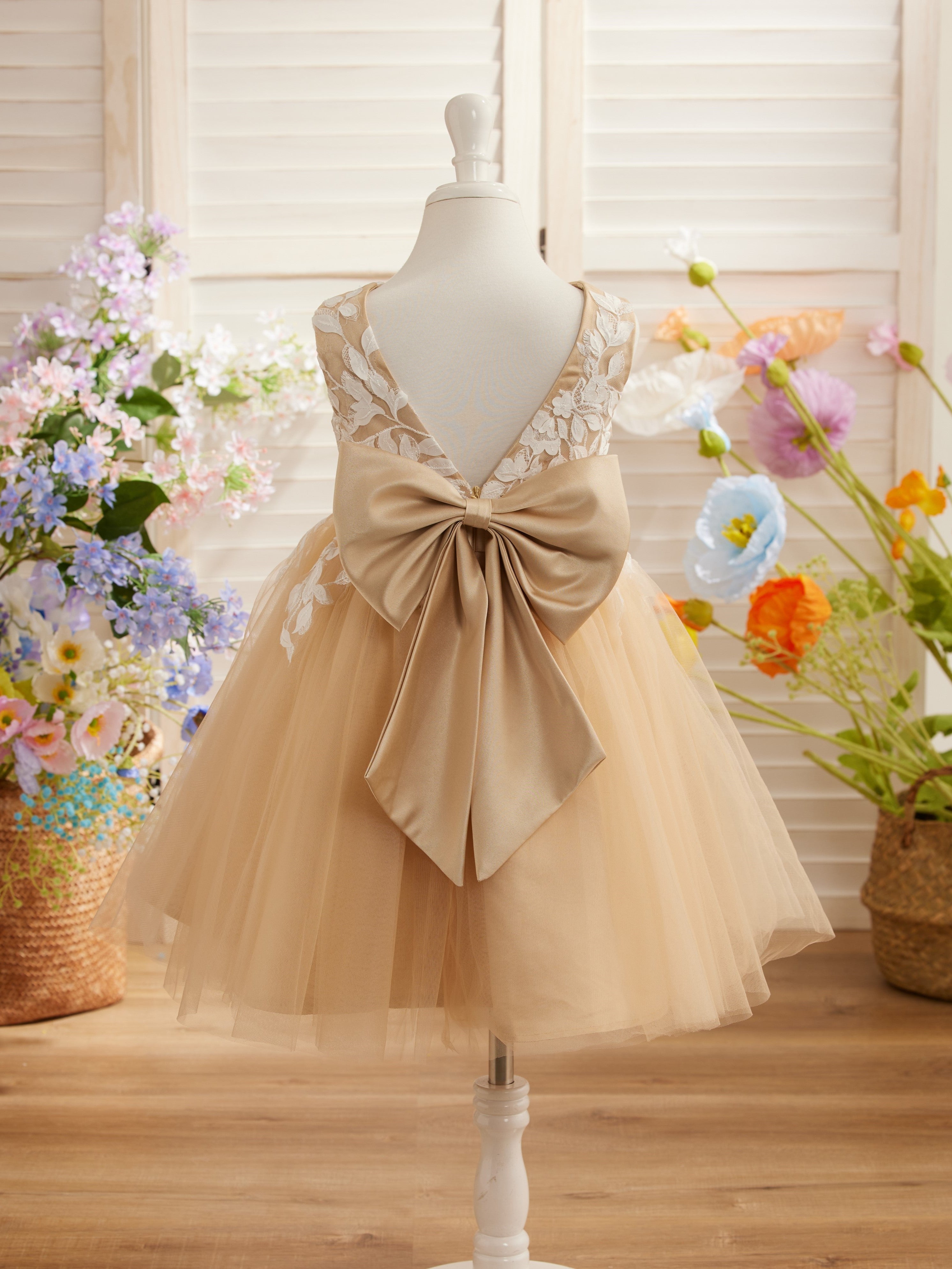 Vestido de niña de las flores sin mangas de tul y encaje hasta la rodilla 