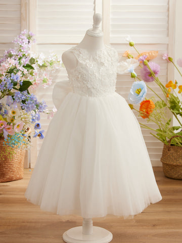 Vestido midi de encaje floral y lazo grande 