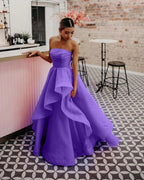 Vestido de fiesta de organza rosa claro, corte en A, sin tirantes