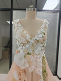 Baoleely Elegant Tulle A-line V-neck Floral Lace Wedding Dresses, Bridal Gown, MW1009