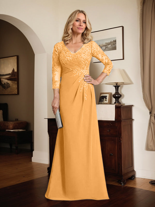 Robe de mère de la mariée fourreau/colonne en mousseline de dentelle, longue jusqu'au sol, avec décolleté en V illusion et sequins plissés 