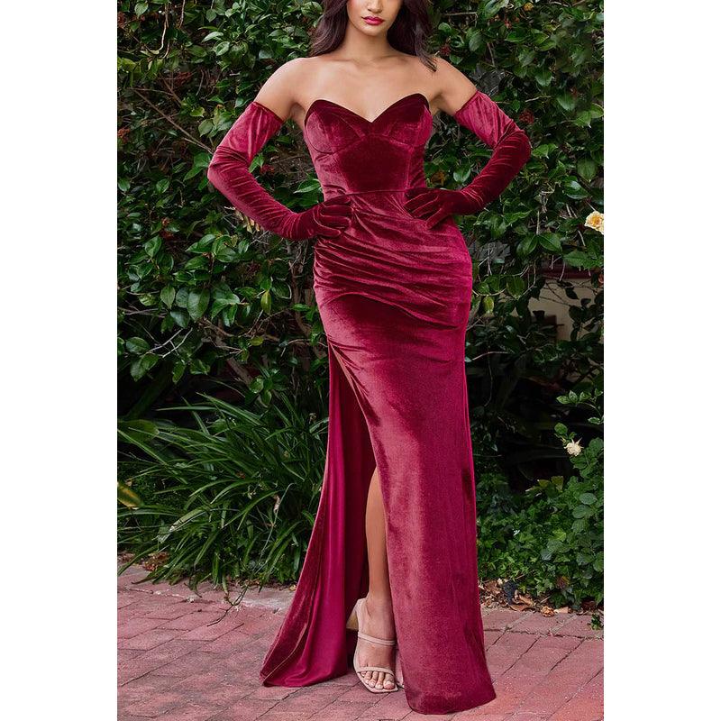 Vestido de noche largo de fiesta de terciopelo sin tirantes y escote corazón con abertura en el muslo