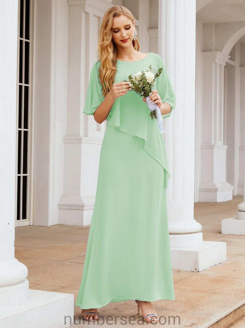 Vestido largo de fiesta formal Sunderly para la madre de la novia con capa de volantes SY28026