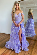 Vestido de graduación tipo corsé con hombros descubiertos y volantes de encaje