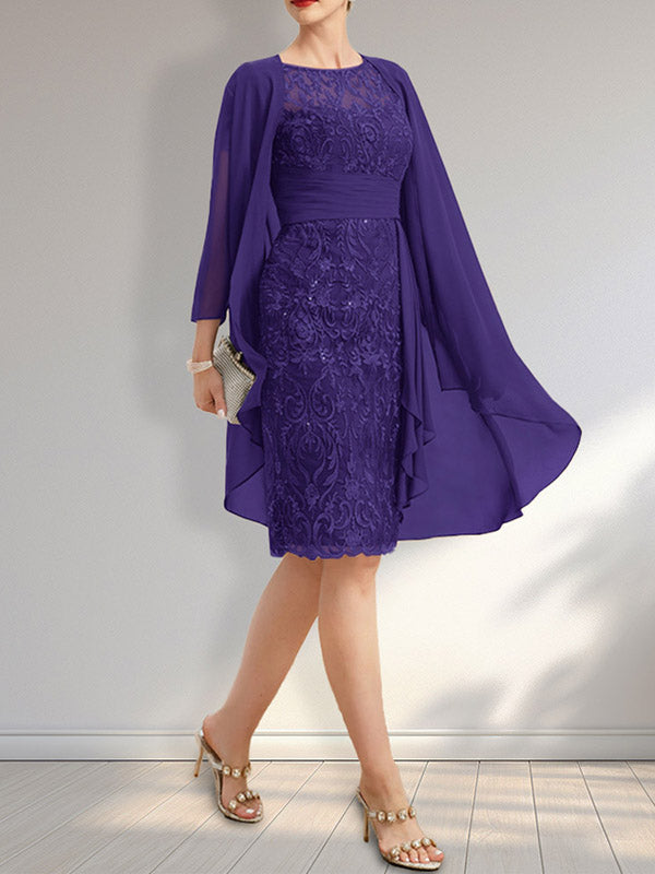 Vestido de novia de corte sirena, escote redondo, ilusión, largo hasta la rodilla, de encaje y gasa, con volantes en cascada y lentejuelas.