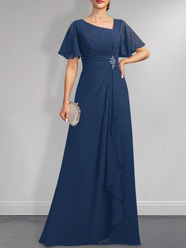 Vestido de corte A asimétrico hasta el suelo para la madre de la novia, de gasa, con lentejuelas y plisados.