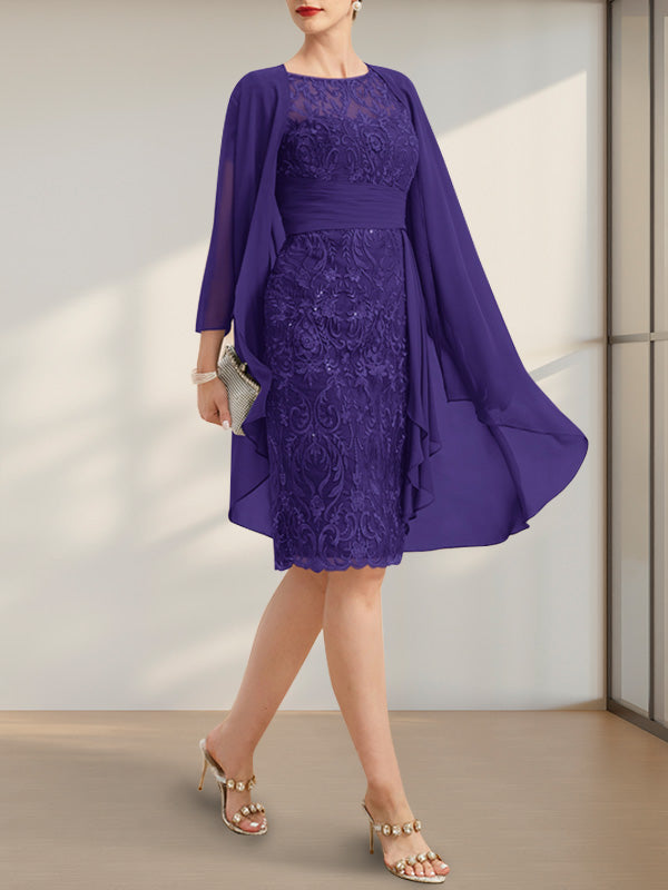 Vestido de novia de corte recto/columna, largo hasta la rodilla, de encaje y gasa, con escote ilusión, volantes en cascada y lentejuelas.