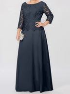 Robe de mère de la mariée longue jusqu'au sol, coupe trapèze/princesse, col rond, manches 3/4, ornée d'appliqués et de sequins 